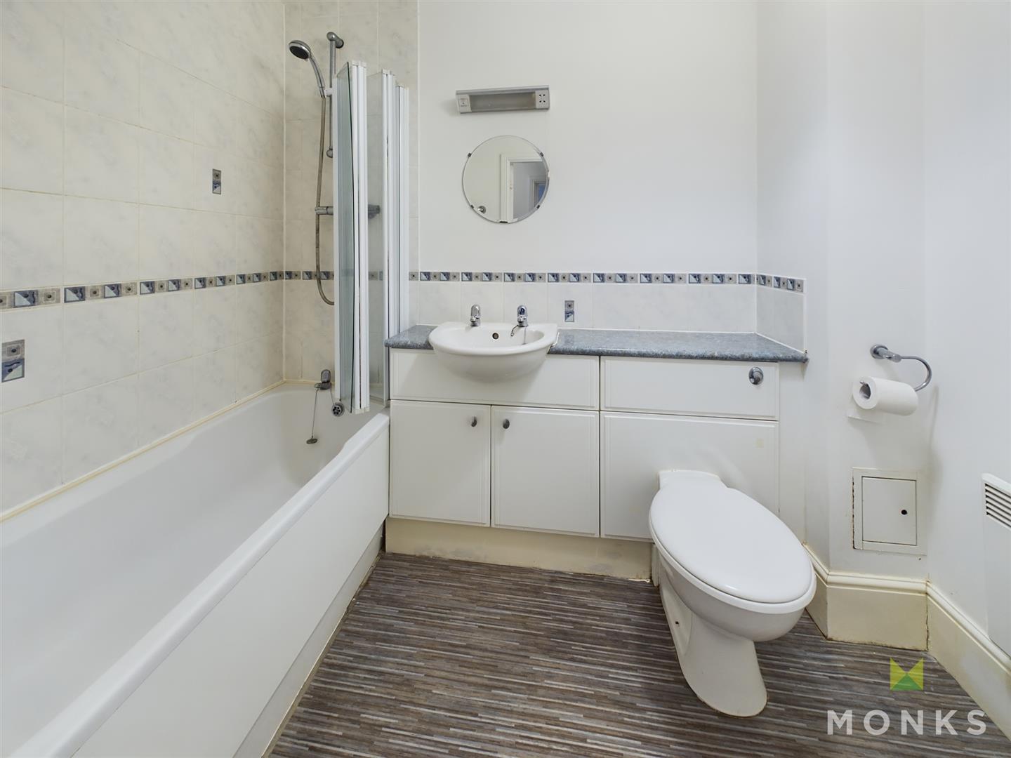 Flat 2, 158 The Monklands, Shrewsbury, SY2 6AP For Sale